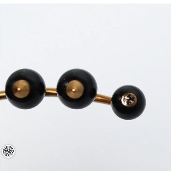 GUCCI - MULTI FINGER RING -
44902511D878029M
SIZE: M - Picture 4 of 12